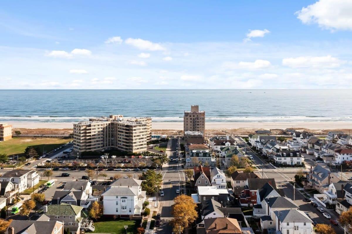 Modern 4Br 2Ba Apt Steps To The Beach Open Living 애틀랜틱시티 외부 사진